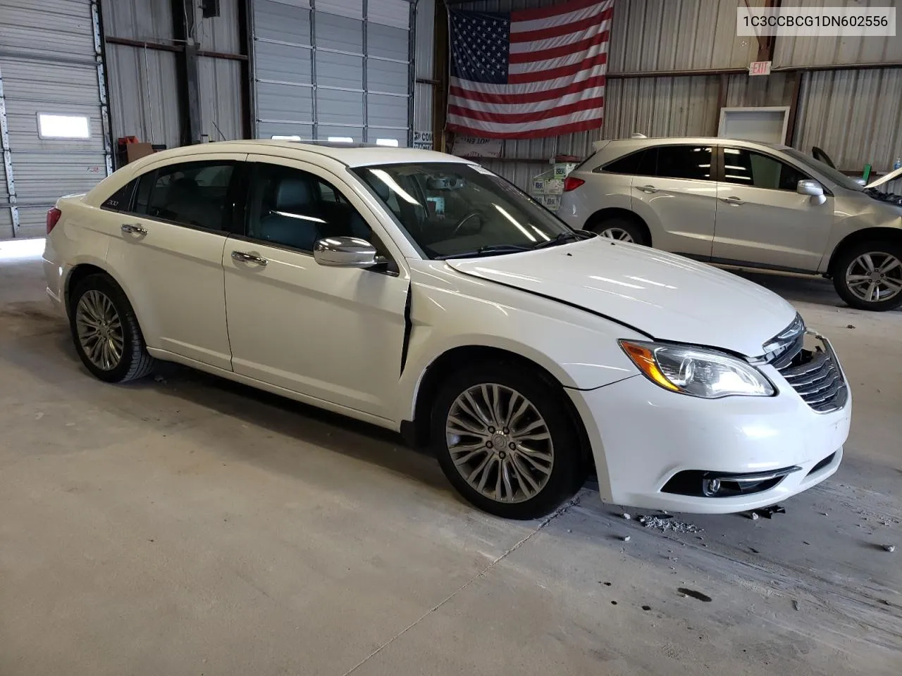 2013 Chrysler 200 Limited VIN: 1C3CCBCG1DN602556 Lot: 68286754