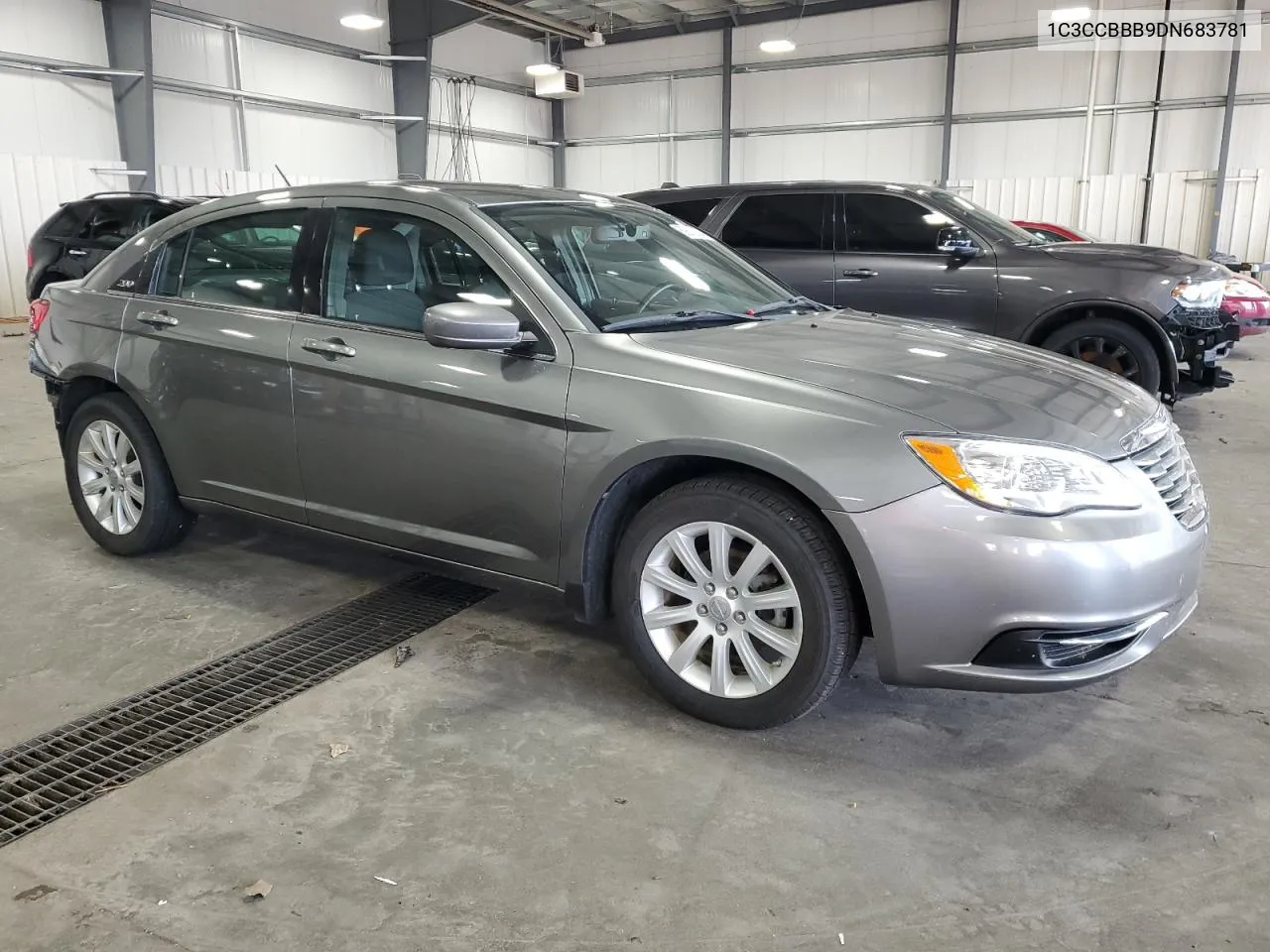 2013 Chrysler 200 Touring VIN: 1C3CCBBB9DN683781 Lot: 69646704