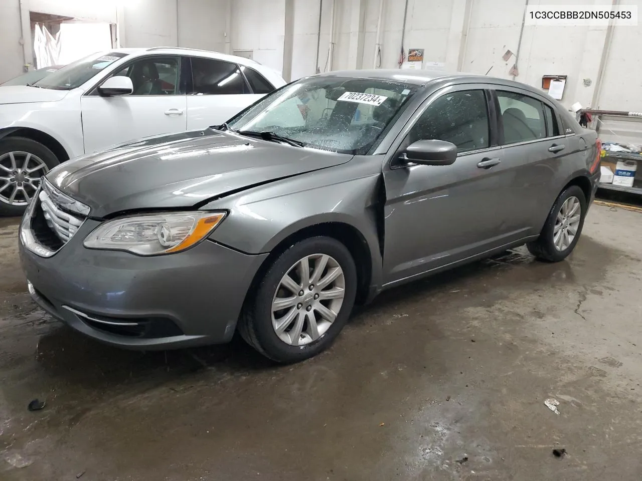 2013 Chrysler 200 Touring VIN: 1C3CCBBB2DN505453 Lot: 70237234