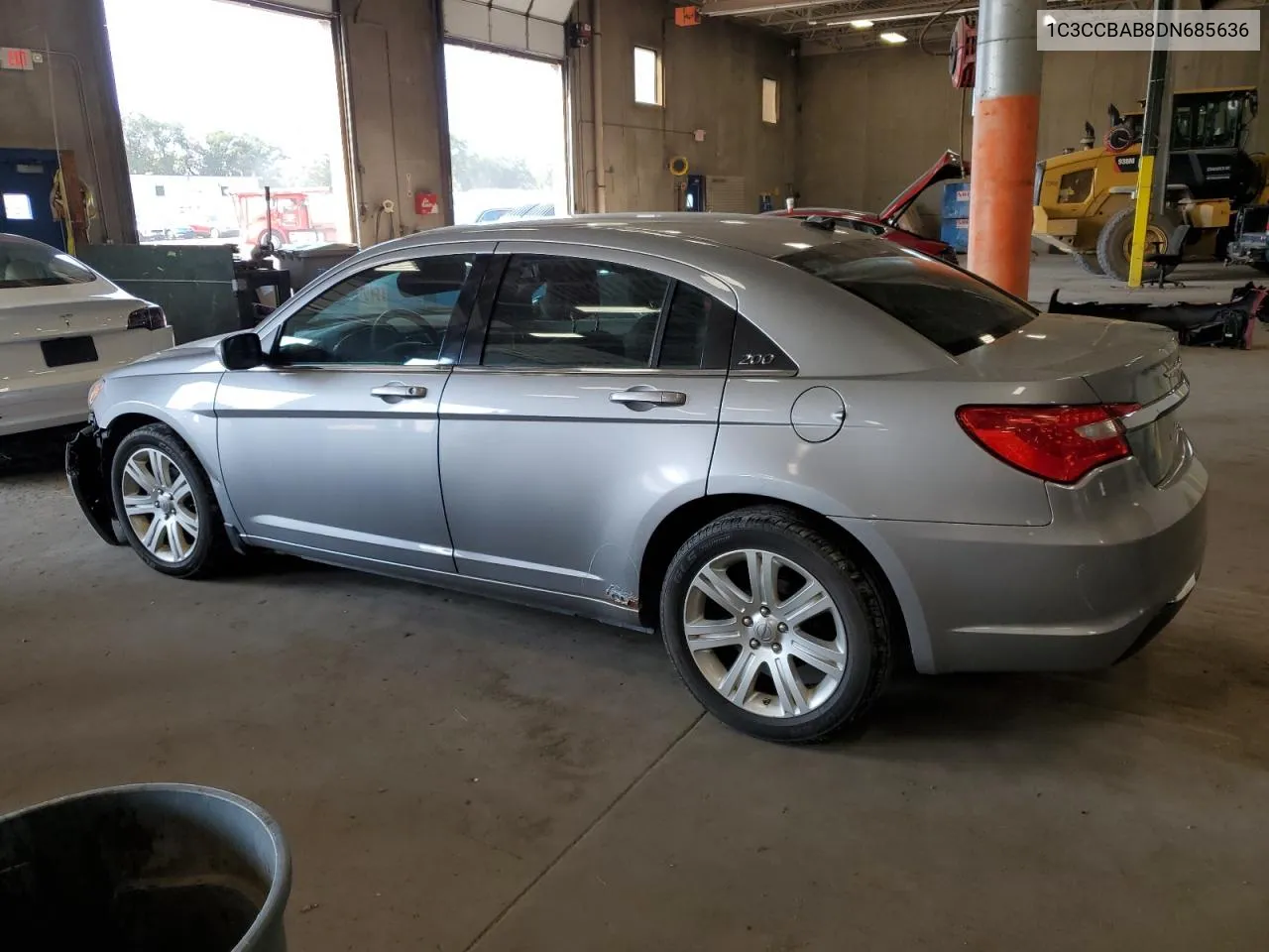 2013 Chrysler 200 Lx VIN: 1C3CCBAB8DN685636 Lot: 70801014