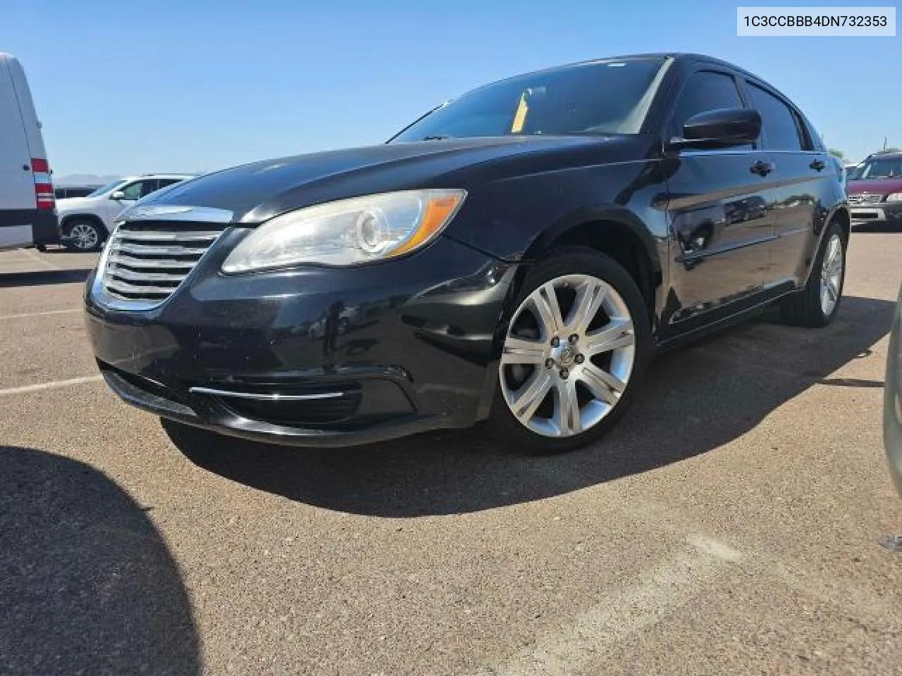 2013 Chrysler 200 Touring VIN: 1C3CCBBB4DN732353 Lot: 73060544