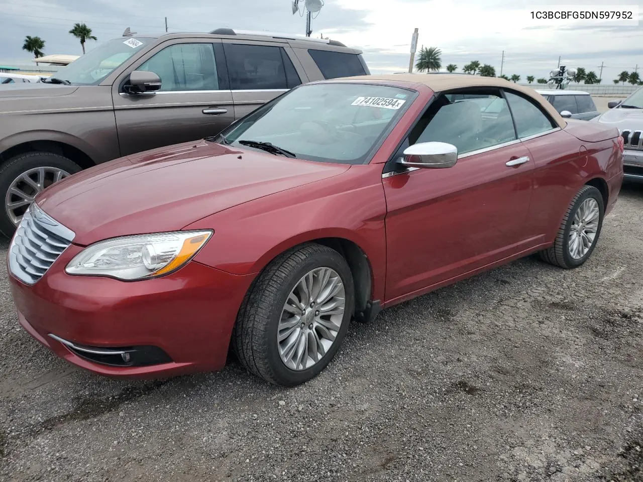 2013 Chrysler 200 Limited VIN: 1C3BCBFG5DN597952 Lot: 74102594