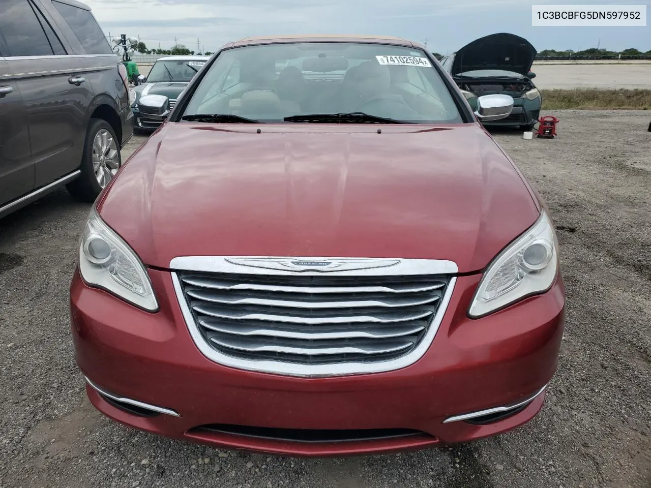 2013 Chrysler 200 Limited VIN: 1C3BCBFG5DN597952 Lot: 74102594