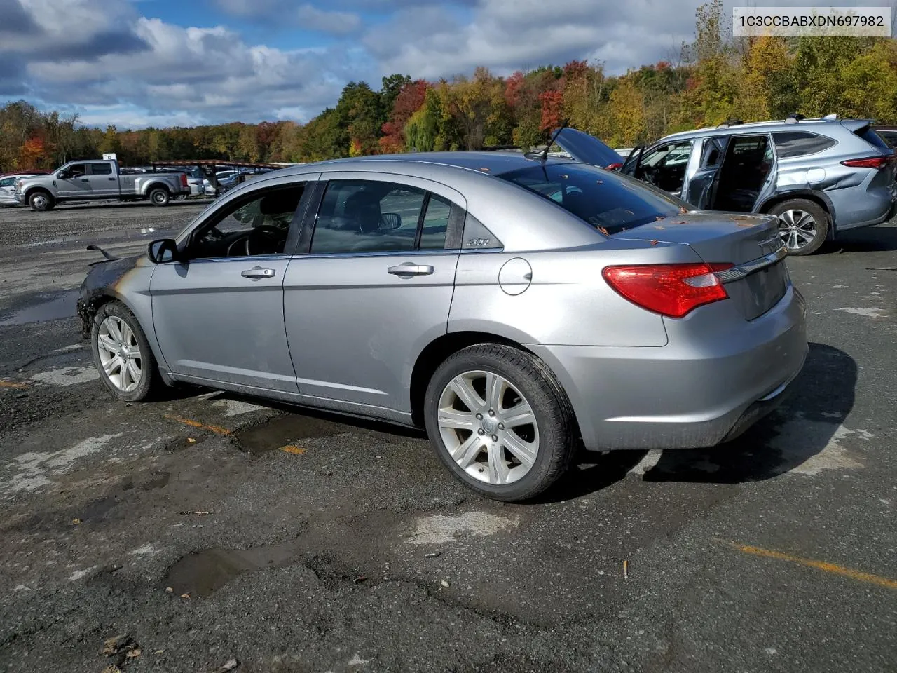 2013 Chrysler 200 Lx VIN: 1C3CCBABXDN697982 Lot: 76245944