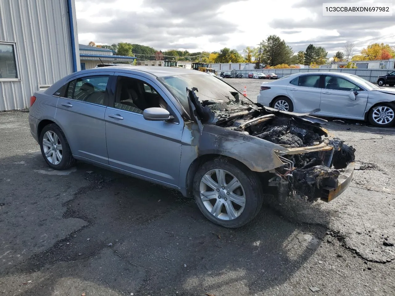 2013 Chrysler 200 Lx VIN: 1C3CCBABXDN697982 Lot: 76245944