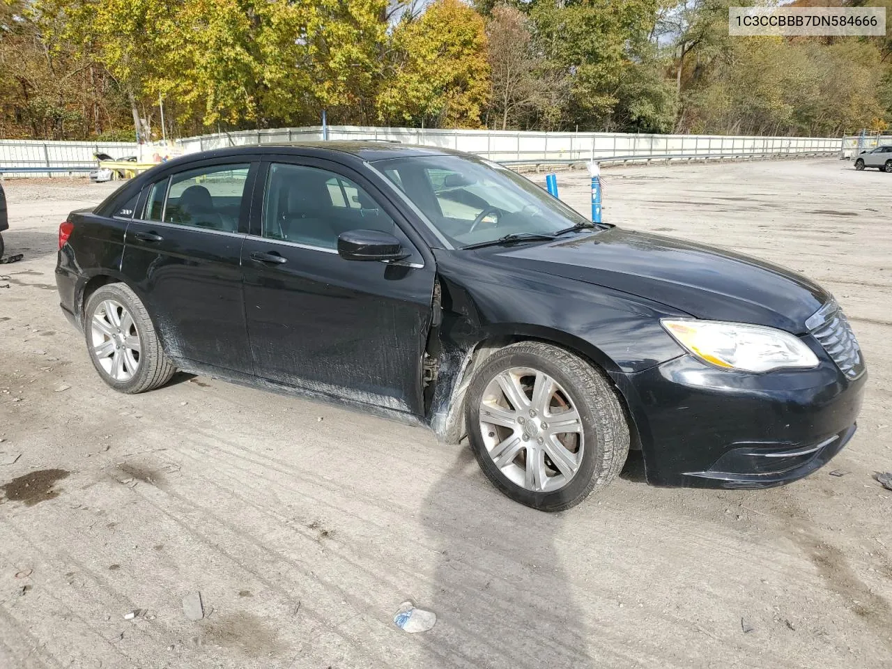 2013 Chrysler 200 Touring VIN: 1C3CCBBB7DN584666 Lot: 76332884