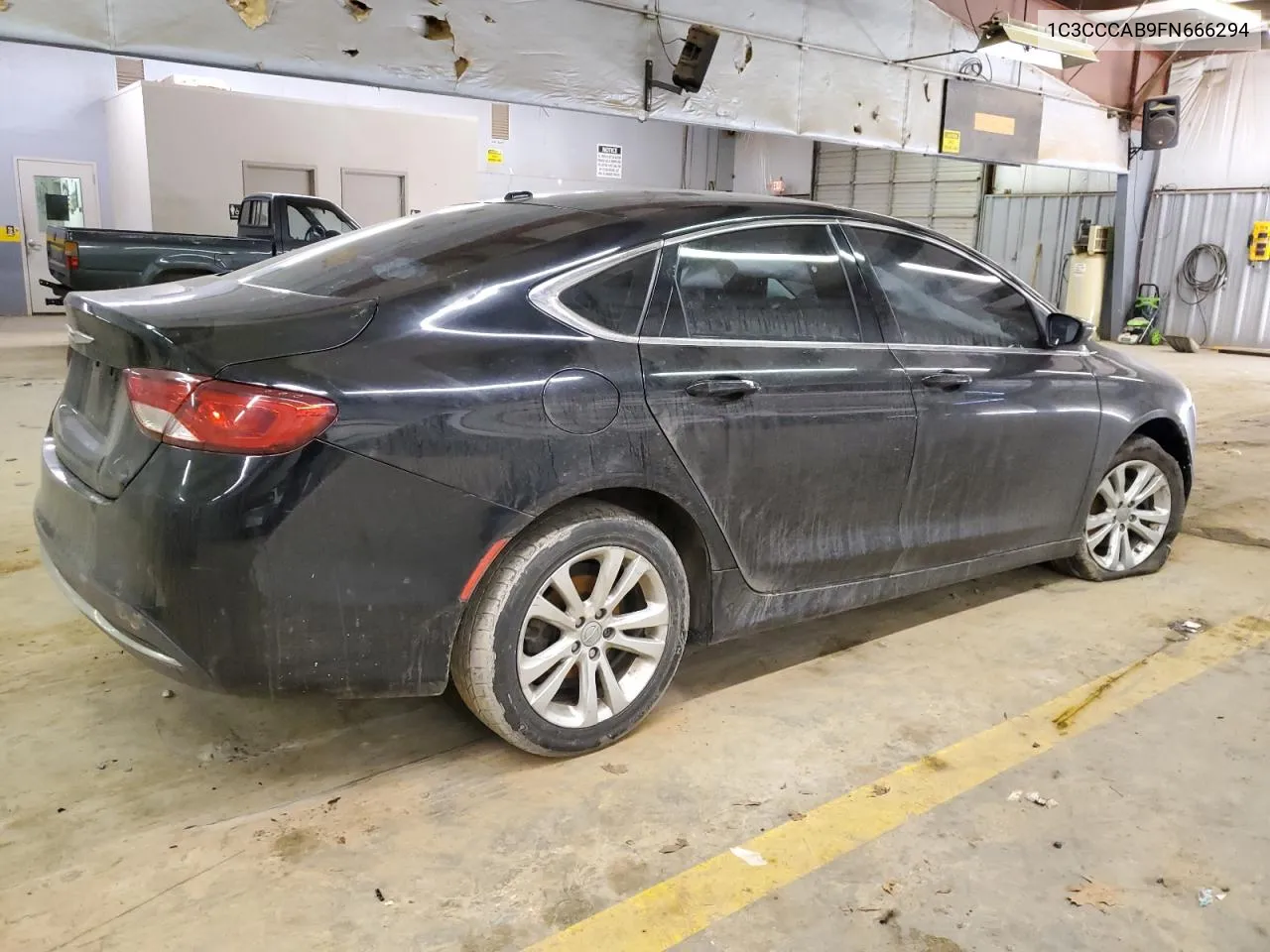 2015 Chrysler 200 Limited VIN: 1C3CCCAB9FN666294 Lot: 40151504