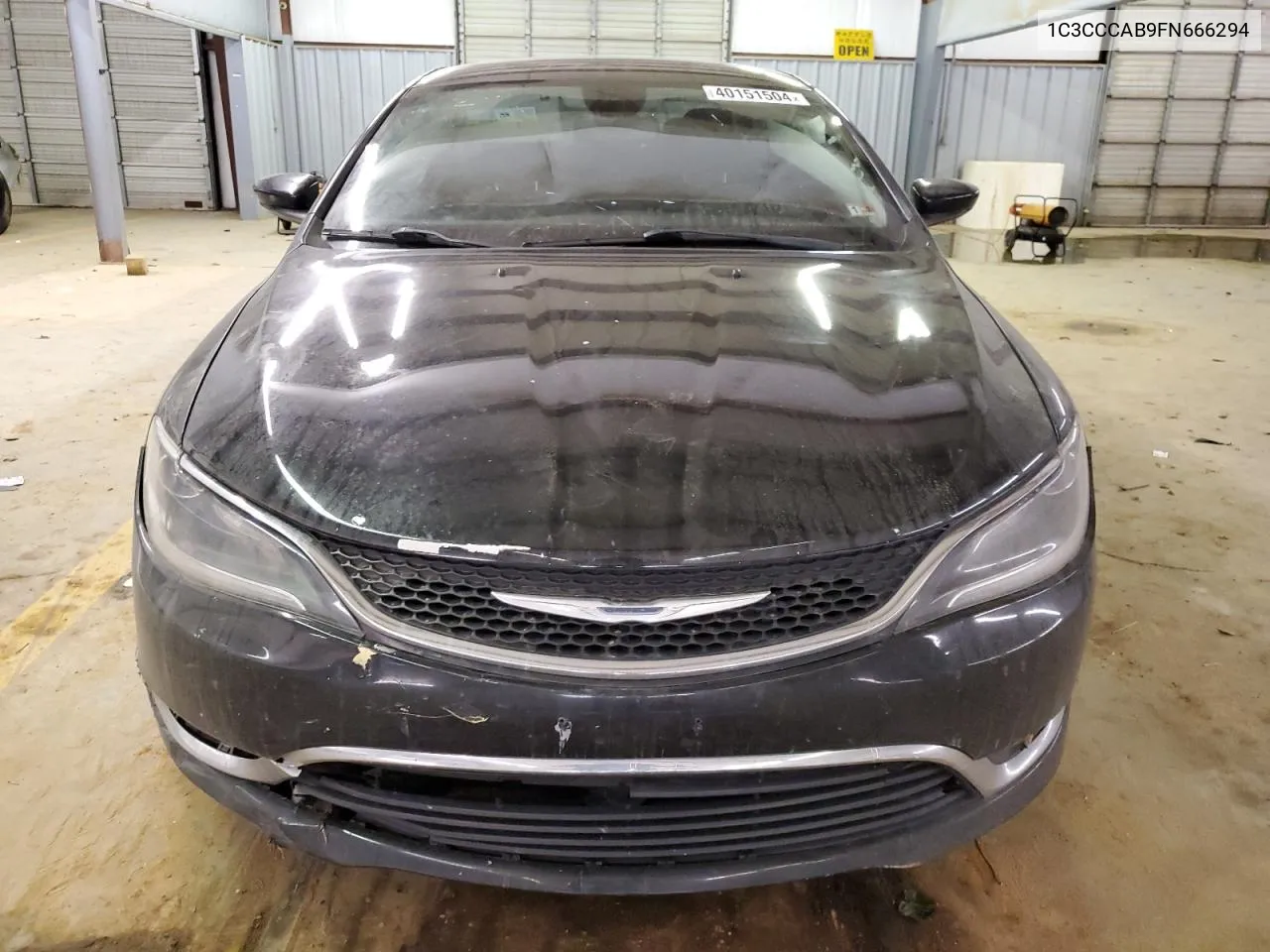 2015 Chrysler 200 Limited VIN: 1C3CCCAB9FN666294 Lot: 40151504