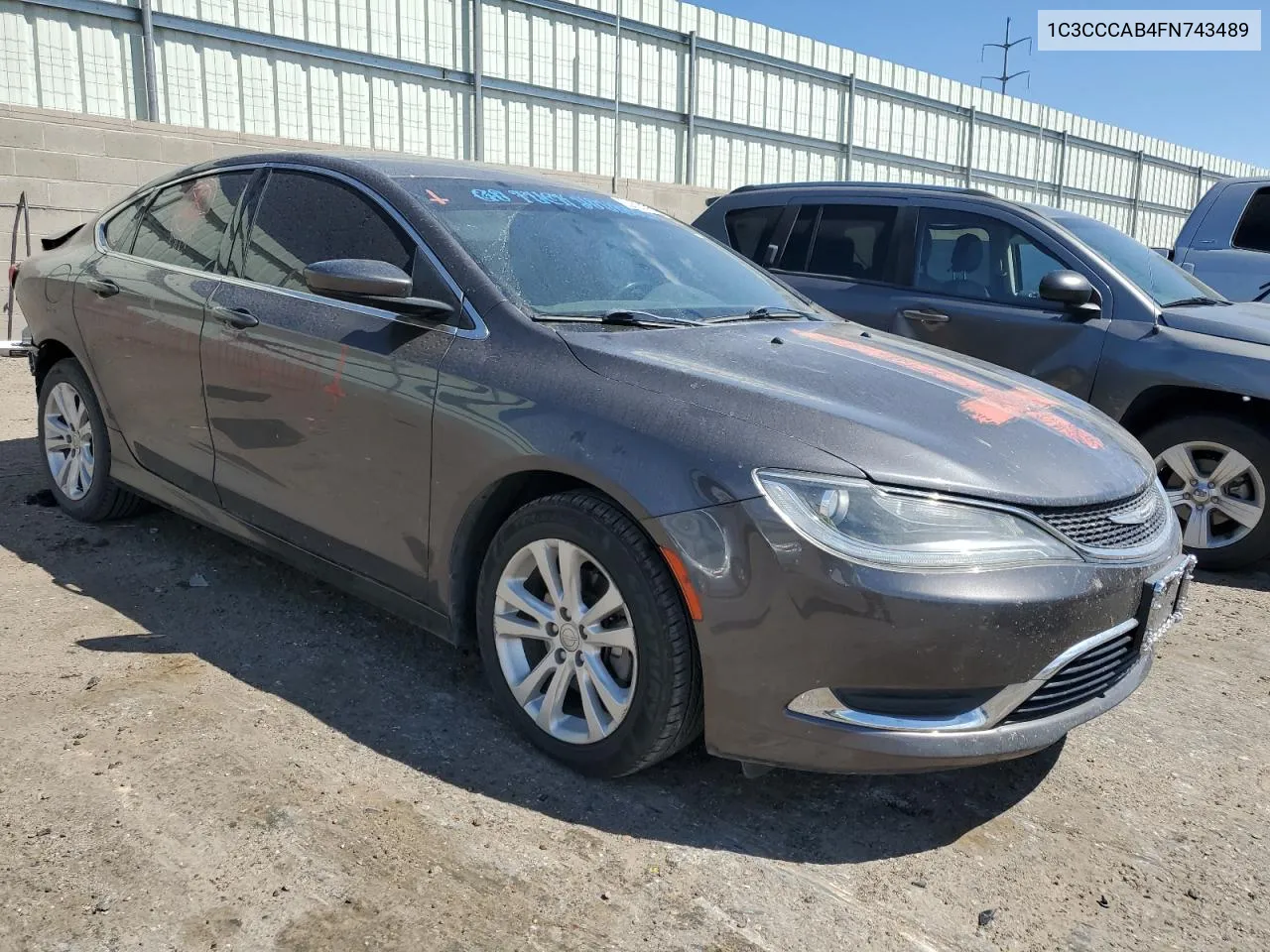 2015 Chrysler 200 Limited VIN: 1C3CCCAB4FN743489 Lot: 53604254