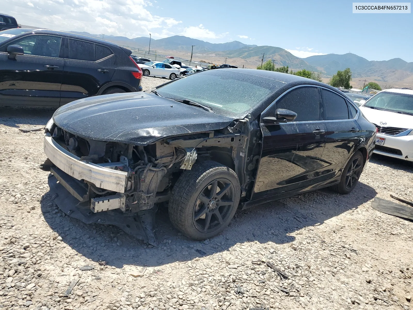 1C3CCCAB4FN657213 2015 Chrysler 200 Limited