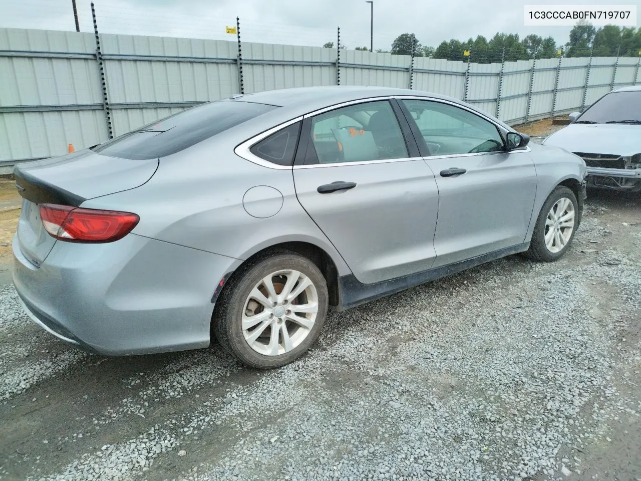 2015 Chrysler 200 Limited VIN: 1C3CCCAB0FN719707 Lot: 63671364