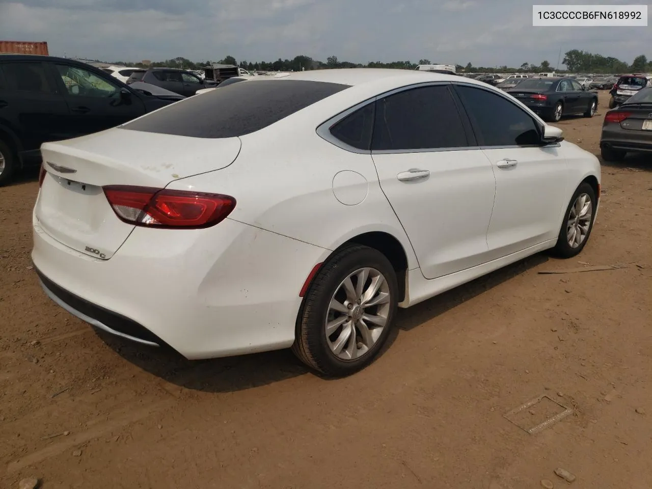 2015 Chrysler 200 C VIN: 1C3CCCCB6FN618992 Lot: 64164934