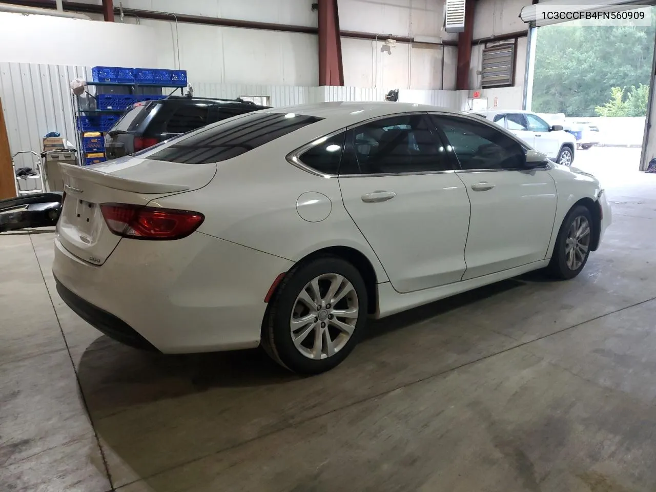 1C3CCCFB4FN560909 2015 Chrysler 200 Lx