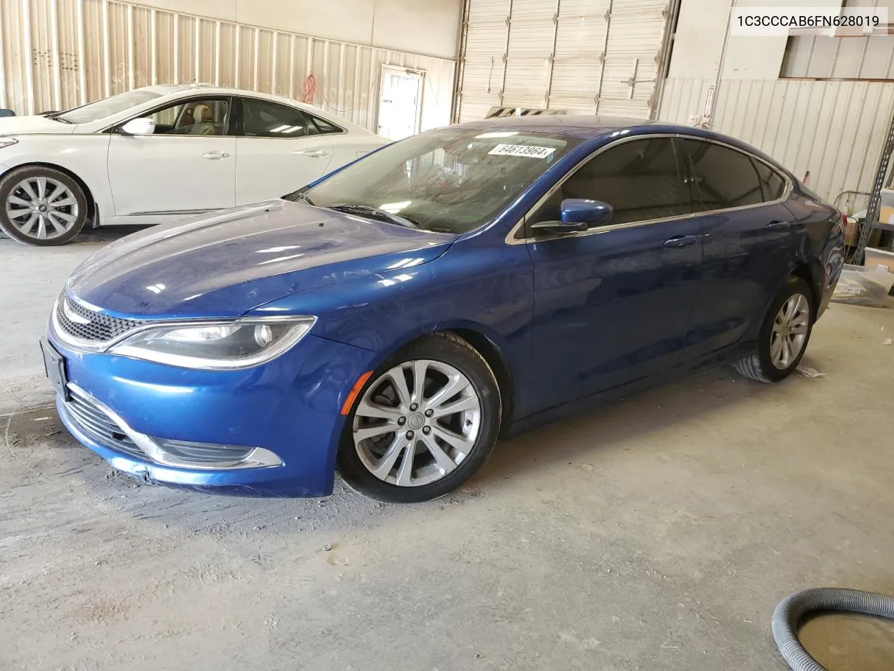 2015 Chrysler 200 Limited VIN: 1C3CCCAB6FN628019 Lot: 64613964