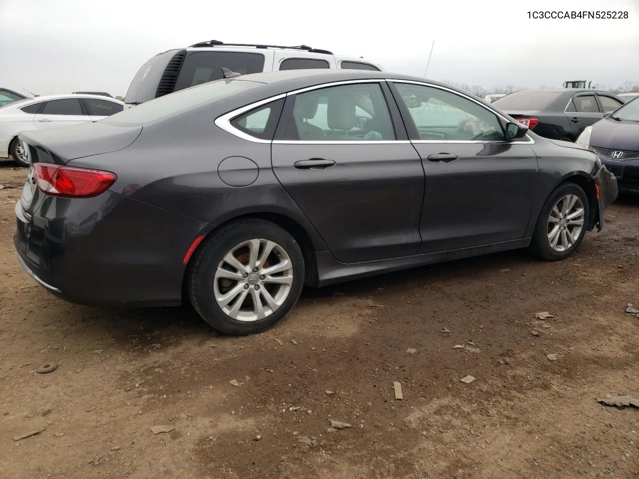 2015 Chrysler 200 Limited VIN: 1C3CCCAB4FN525228 Lot: 67028074