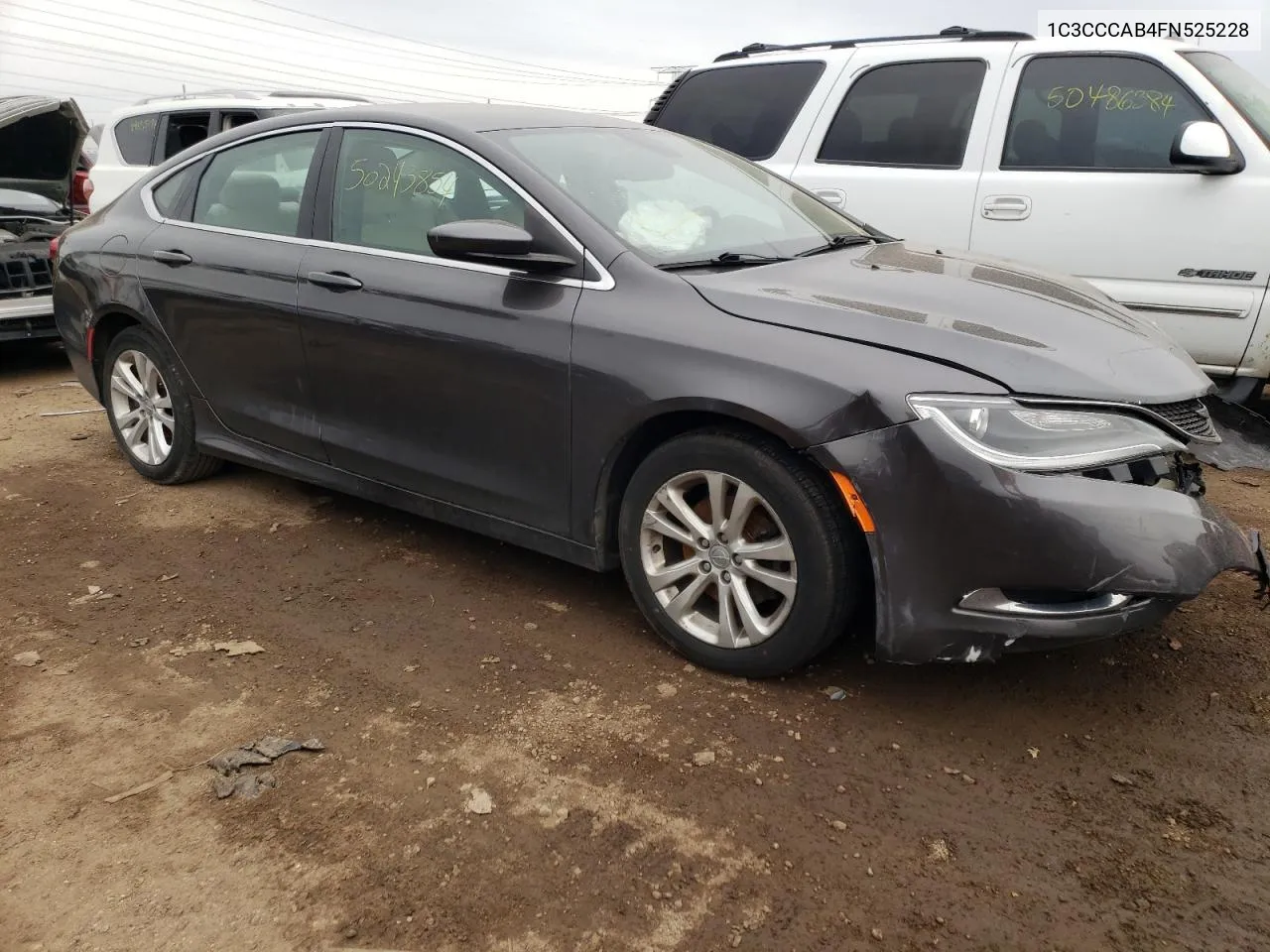 2015 Chrysler 200 Limited VIN: 1C3CCCAB4FN525228 Lot: 67028074