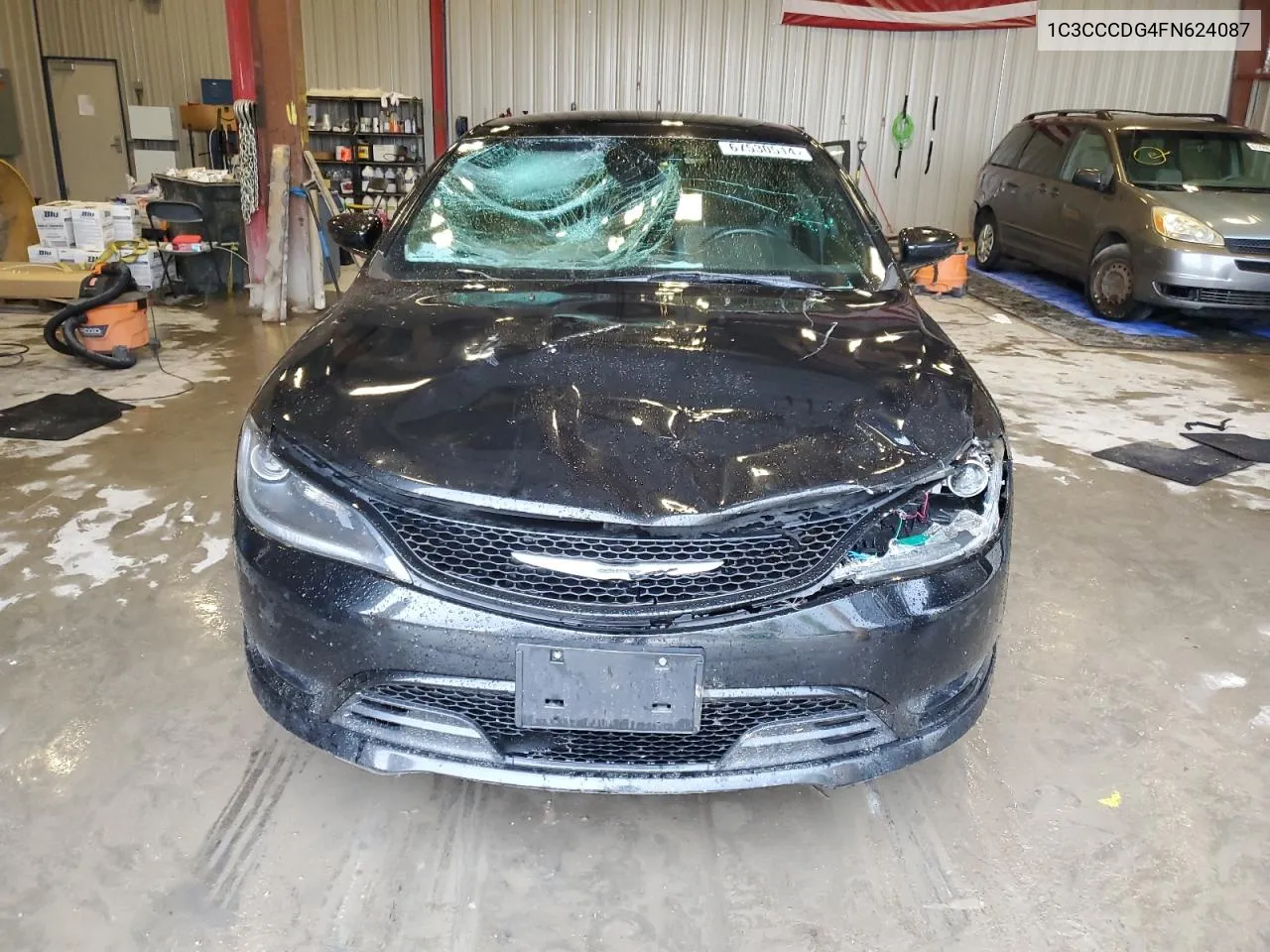 1C3CCCDG4FN624087 2015 Chrysler 200 S