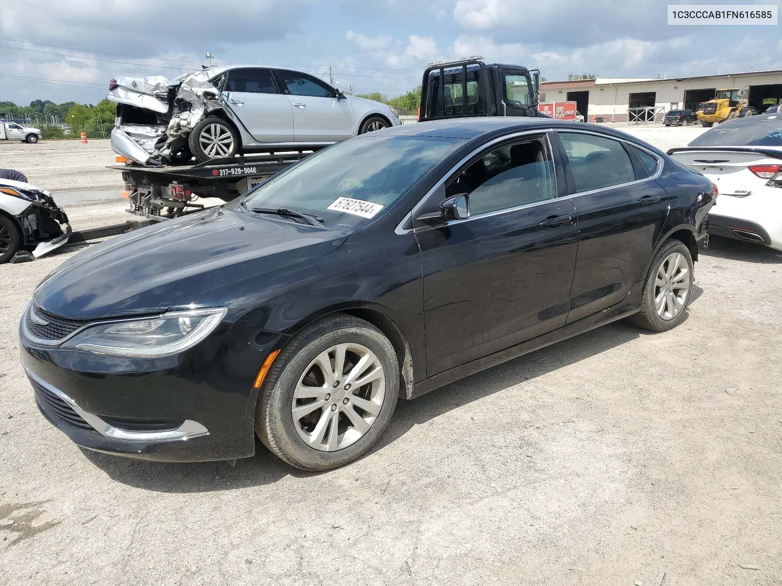 2015 Chrysler 200 Limited VIN: 1C3CCCAB1FN616585 Lot: 67627544