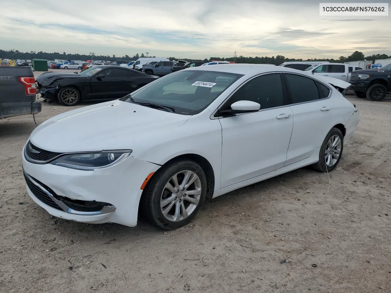 2015 Chrysler 200 Limited VIN: 1C3CCCAB6FN576262 Lot: 69254414