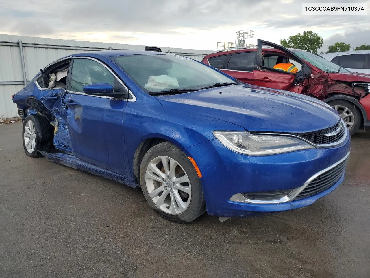 2015 Chrysler 200 Limited VIN: 1C3CCCAB9FN710374 Lot: 69479034