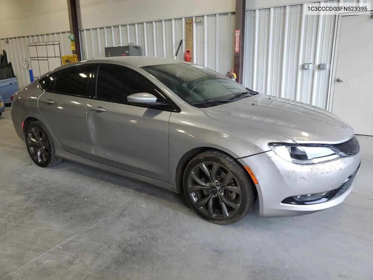 2015 Chrysler 200 S VIN: 1C3CCCDG3FN523395 Lot: 69818334