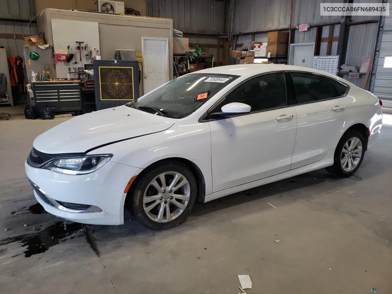 2015 Chrysler 200 Limited VIN: 1C3CCCAB6FN689435 Lot: 70508944