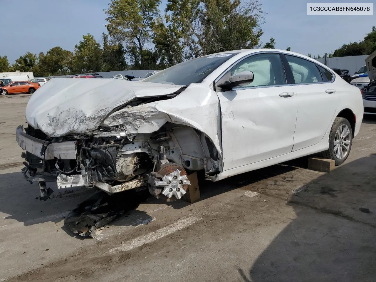 2015 Chrysler 200 Limited VIN: 1C3CCCAB8FN645078 Lot: 70698444