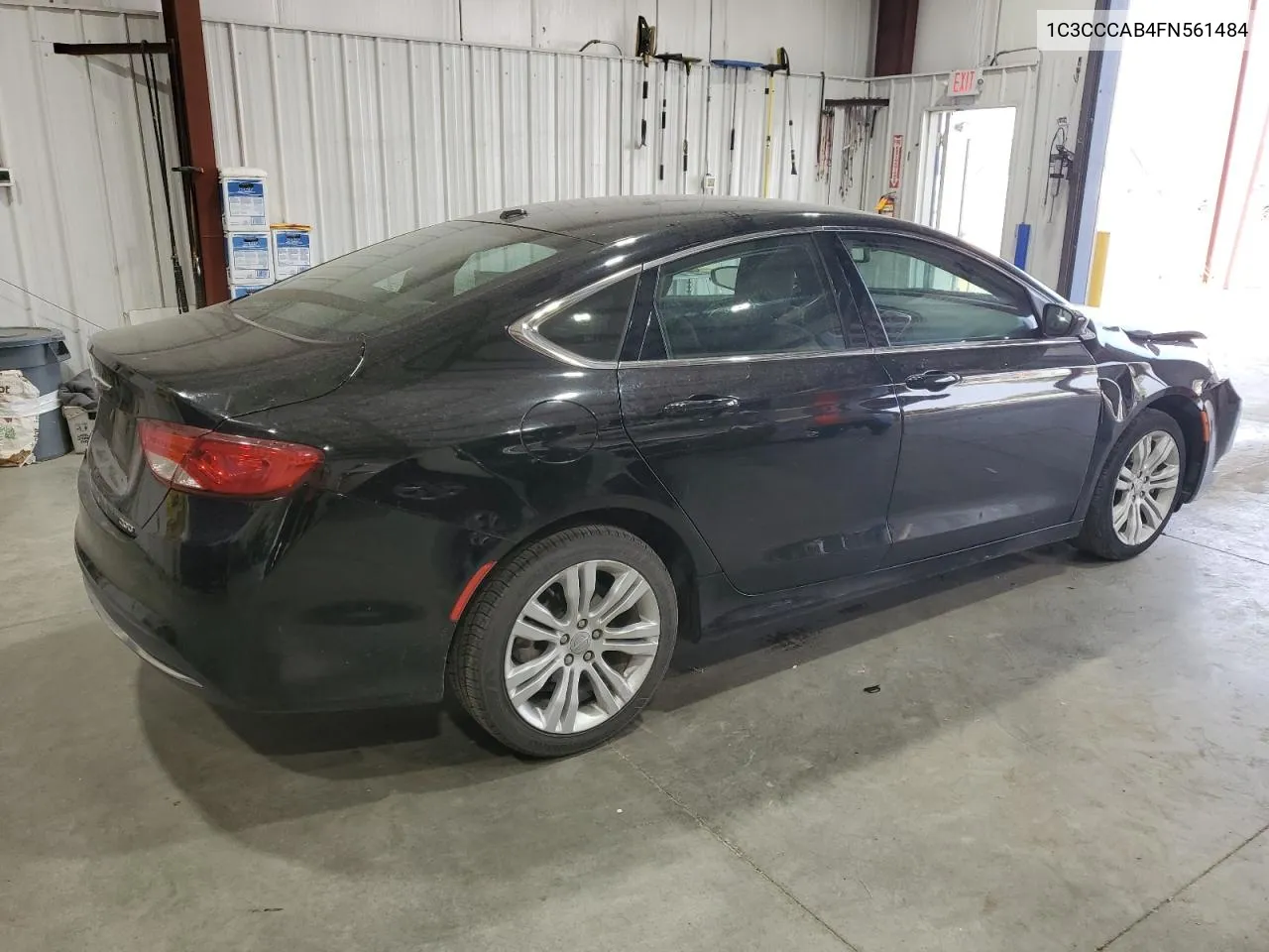 2015 Chrysler 200 Limited VIN: 1C3CCCAB4FN561484 Lot: 70725884