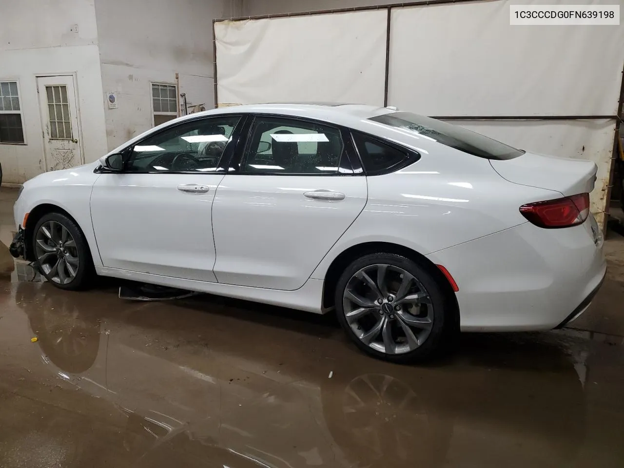 2015 Chrysler 200 S VIN: 1C3CCCDG0FN639198 Lot: 70852264