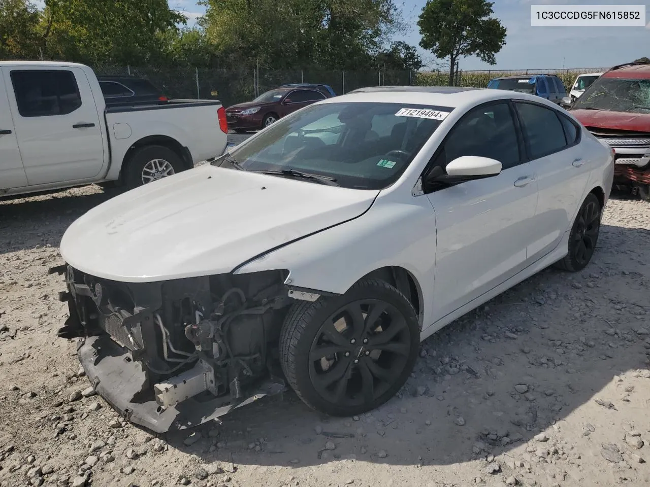 2015 Chrysler 200 S VIN: 1C3CCCDG5FN615852 Lot: 71219484