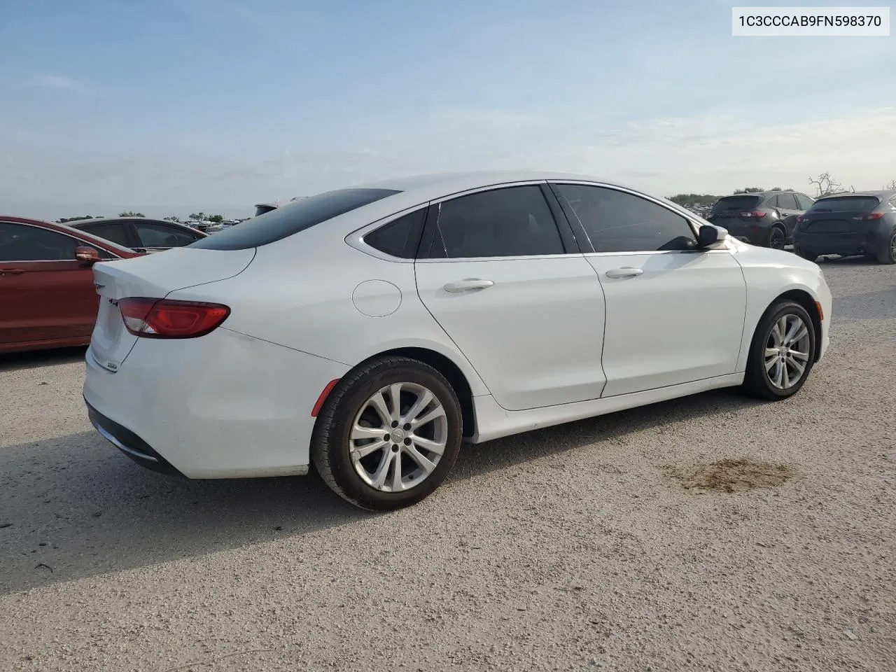 2015 Chrysler 200 Limited VIN: 1C3CCCAB9FN598370 Lot: 71301314