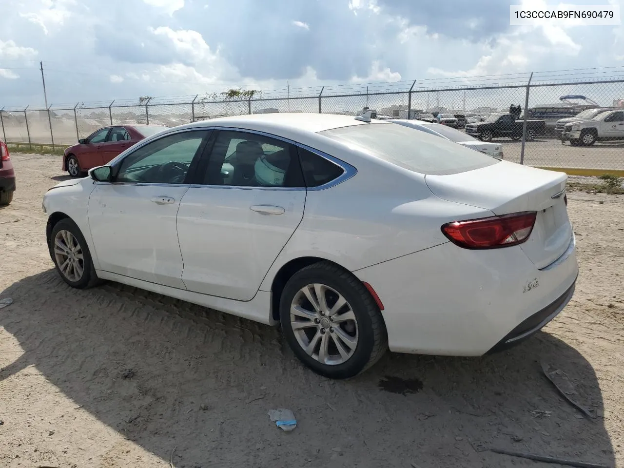 2015 Chrysler 200 Limited VIN: 1C3CCCAB9FN690479 Lot: 72038394