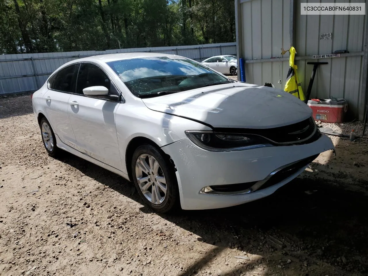 2015 Chrysler 200 Limited VIN: 1C3CCCAB0FN640831 Lot: 73202164