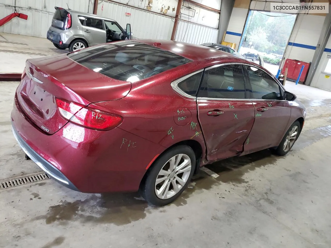 1C3CCCAB1FN557831 2015 Chrysler 200 Limited