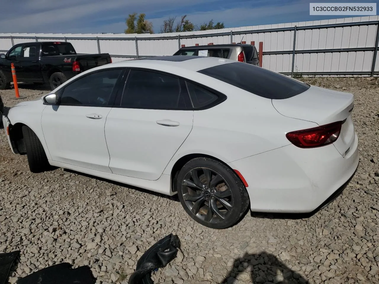 2015 Chrysler 200 S VIN: 1C3CCCBG2FN532933 Lot: 74464504