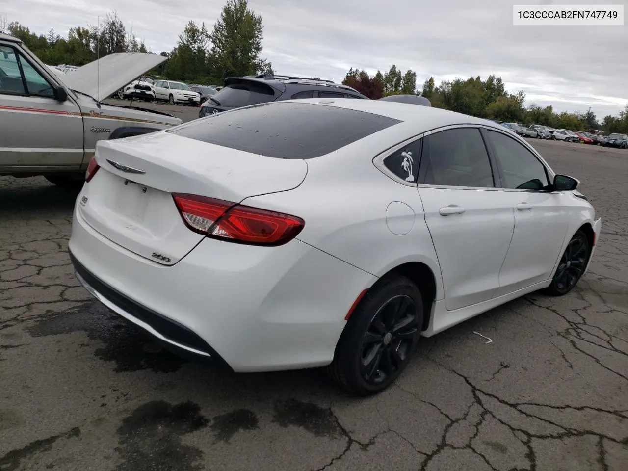 1C3CCCAB2FN747749 2015 Chrysler 200 Limited