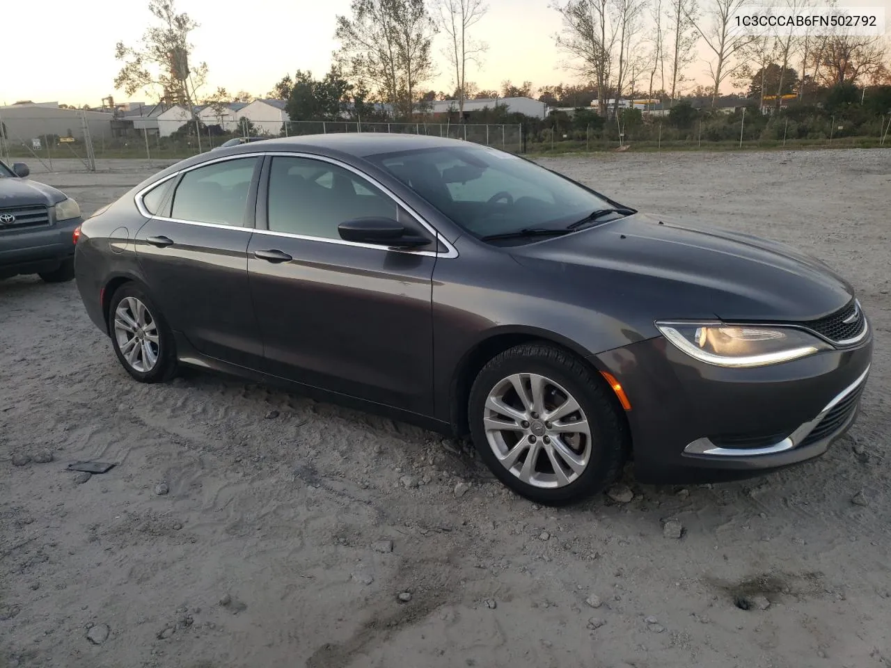 1C3CCCAB6FN502792 2015 Chrysler 200 Limited