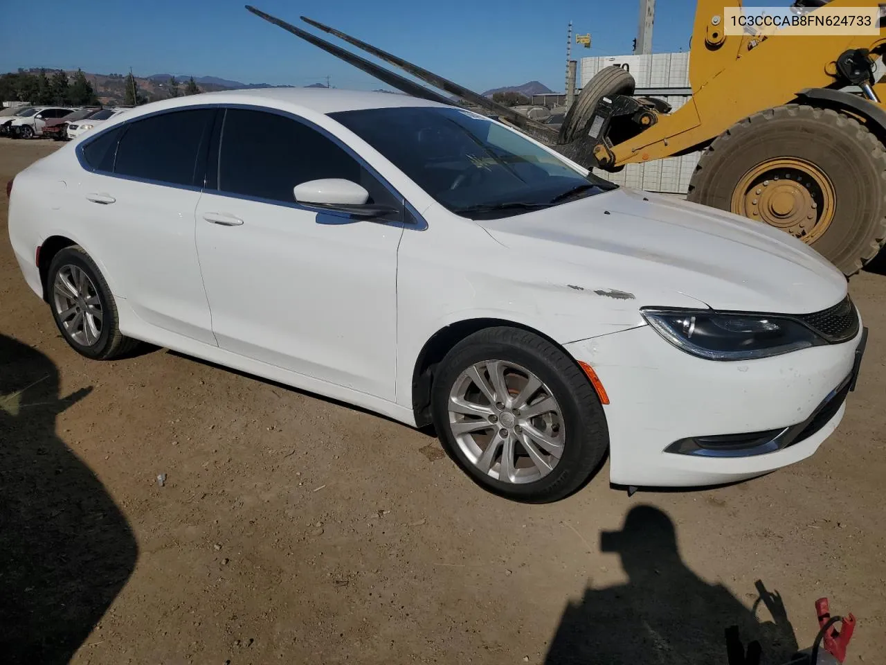 2015 Chrysler 200 Limited VIN: 1C3CCCAB8FN624733 Lot: 76404774