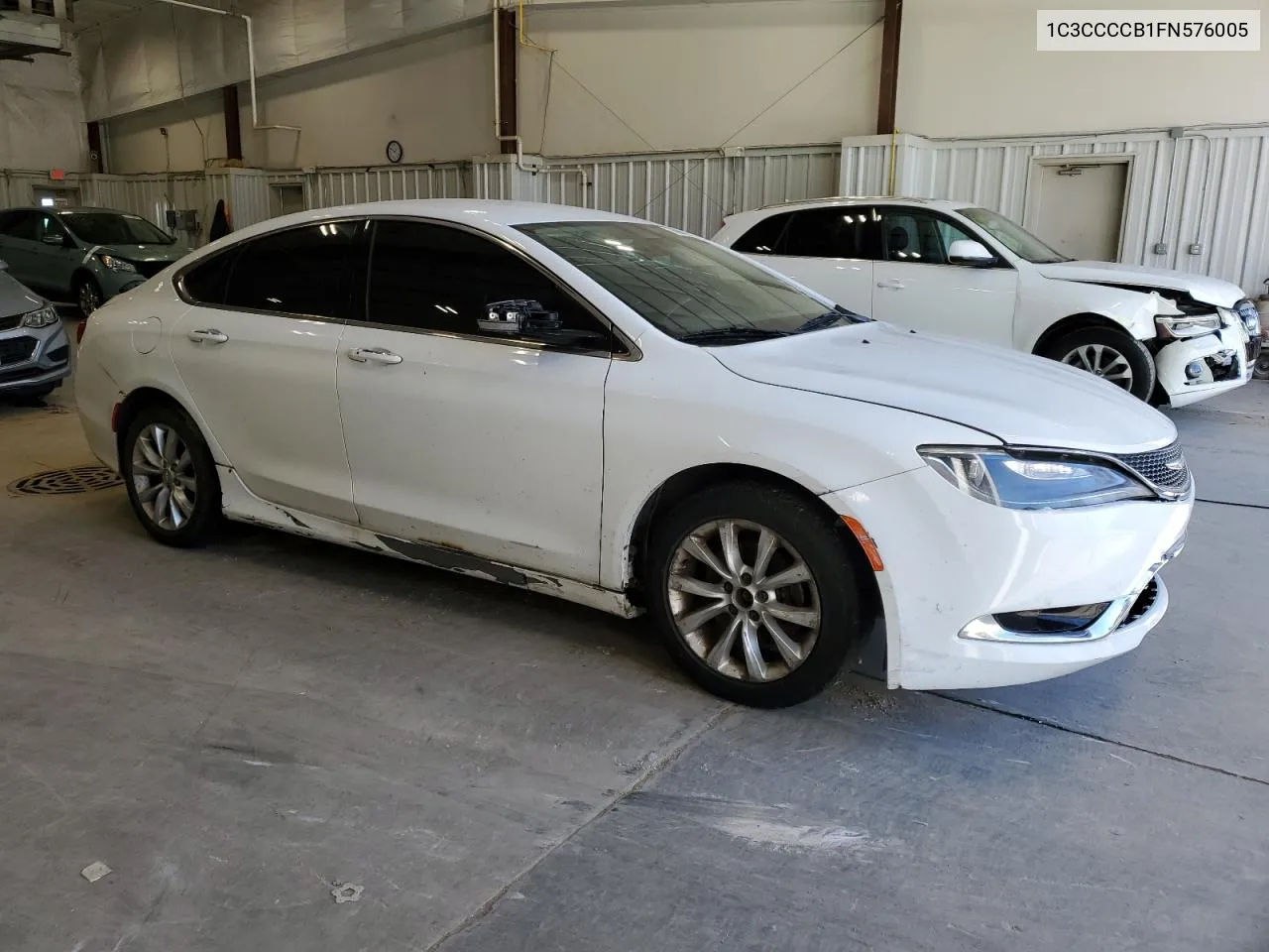 2015 Chrysler 200 C VIN: 1C3CCCCB1FN576005 Lot: 76994264