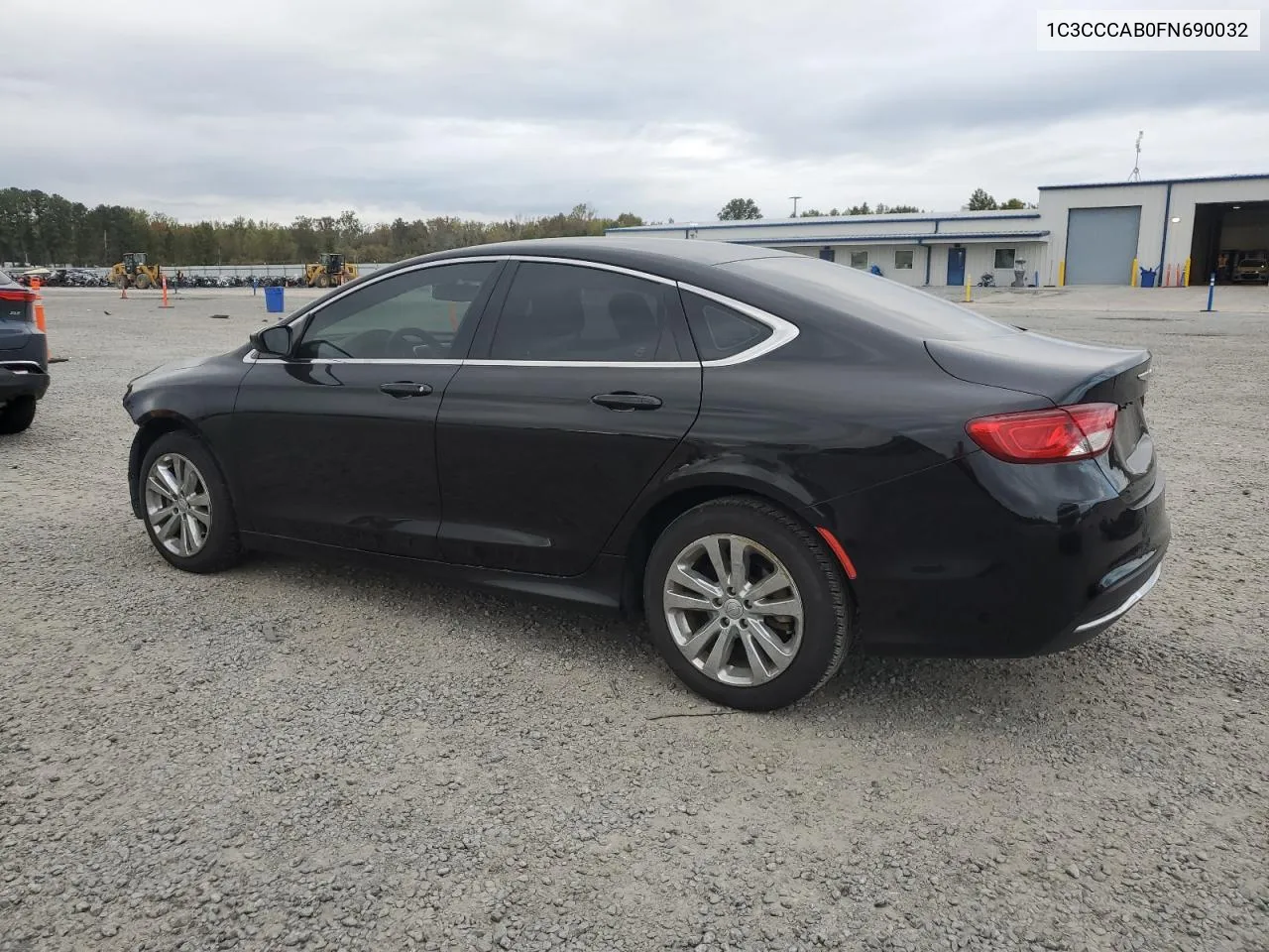 2015 Chrysler 200 Limited VIN: 1C3CCCAB0FN690032 Lot: 77503284