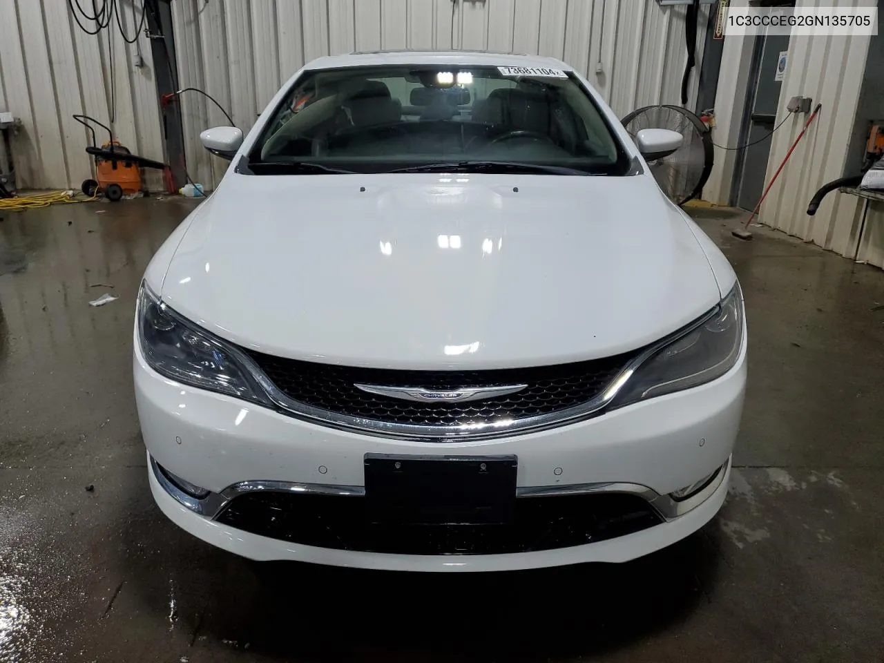 2016 Chrysler 200 C VIN: 1C3CCCEG2GN135705 Lot: 73681104