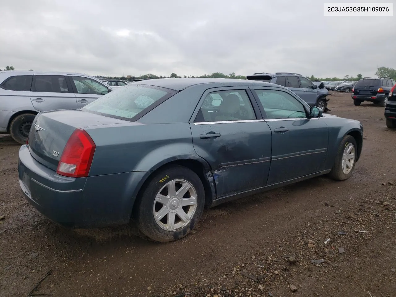 2005 Chrysler 300 Touring VIN: 2C3JA53G85H109076 Lot: 54752944