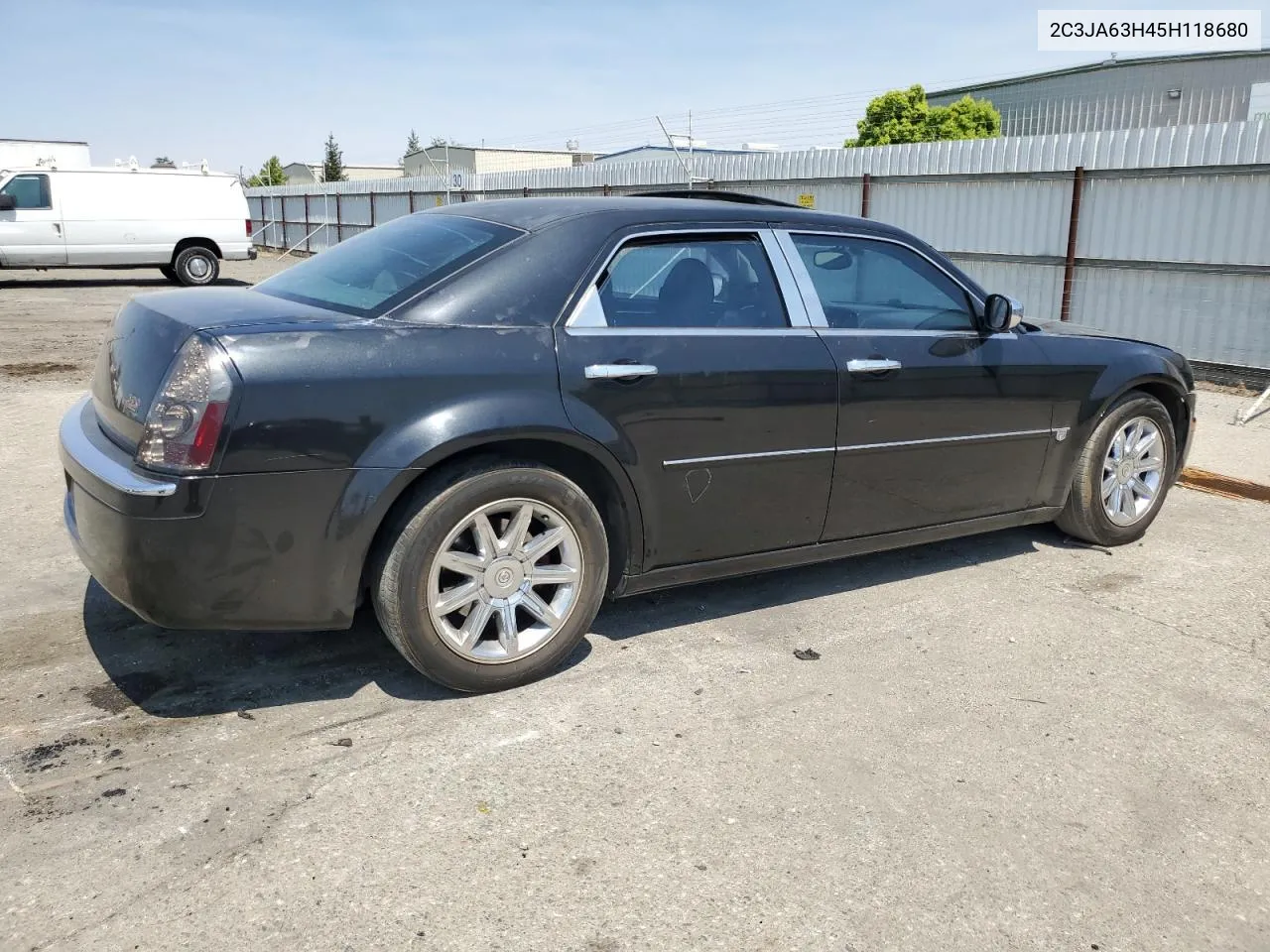 2005 Chrysler 300C VIN: 2C3JA63H45H118680 Lot: 68561434