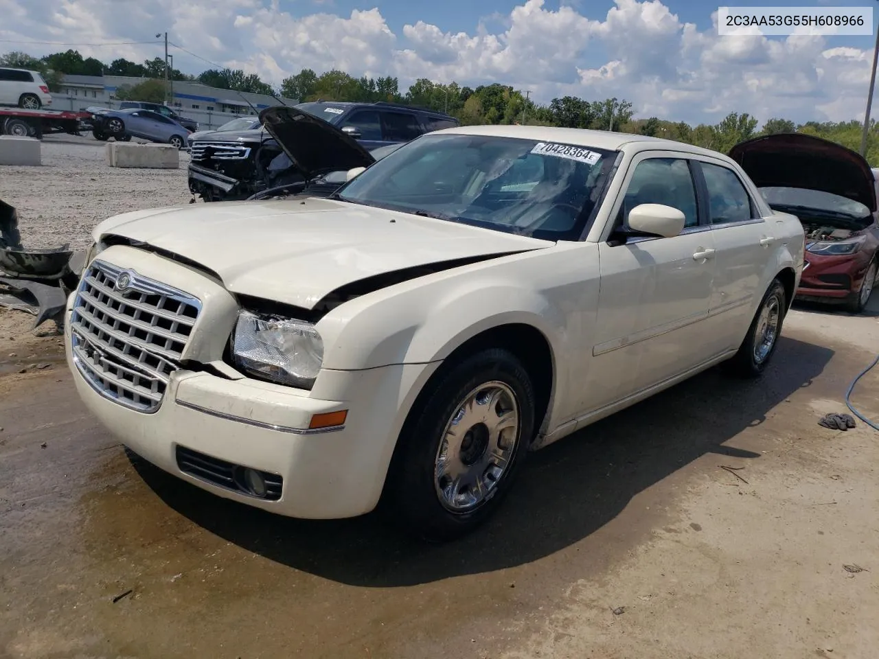 2005 Chrysler 300 Touring VIN: 2C3AA53G55H608966 Lot: 70428364