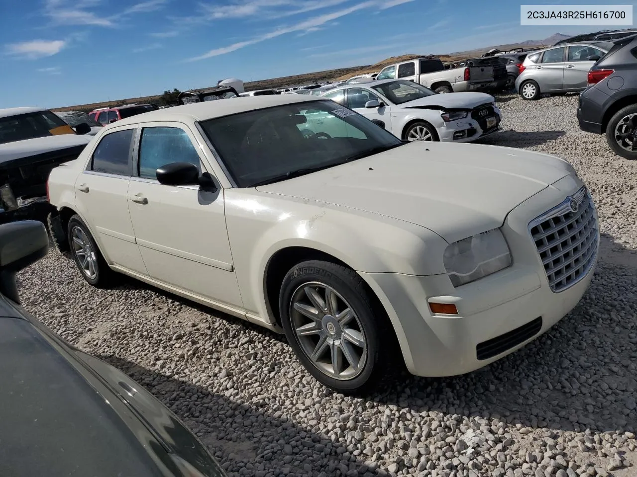 2005 Chrysler 300 VIN: 2C3JA43R25H616700 Lot: 72081044