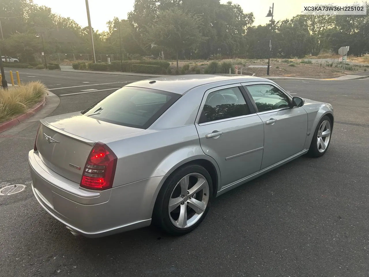 2006 Chrysler 300C Srt-8 VIN: XC3KA73W36H225102 Lot: 72264084