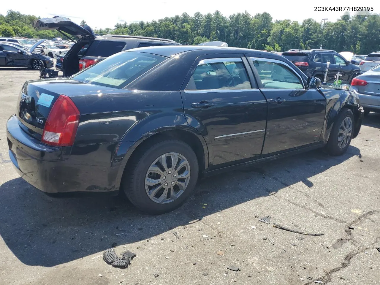 2007 Chrysler 300 VIN: 2C3KA43R77H829195 Lot: 60295414