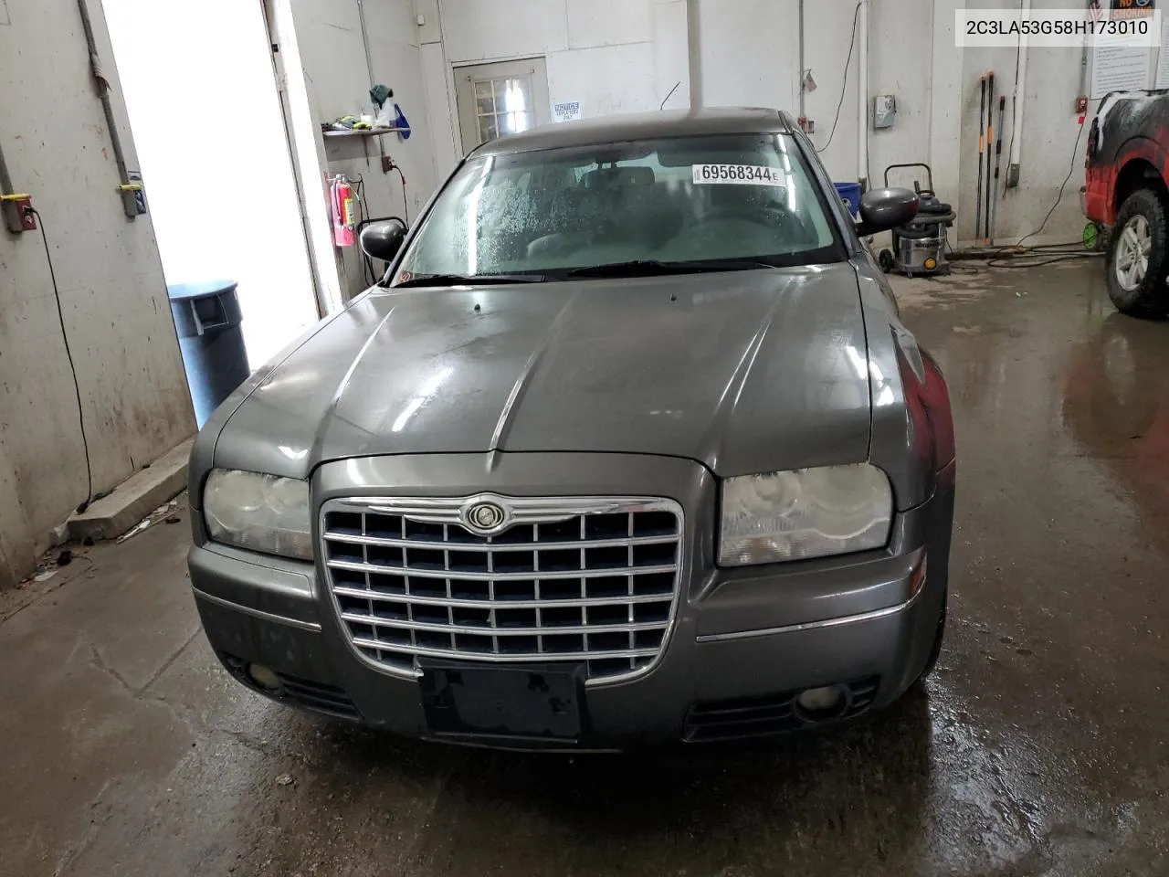 2008 Chrysler 300 Touring VIN: 2C3LA53G58H173010 Lot: 69568344