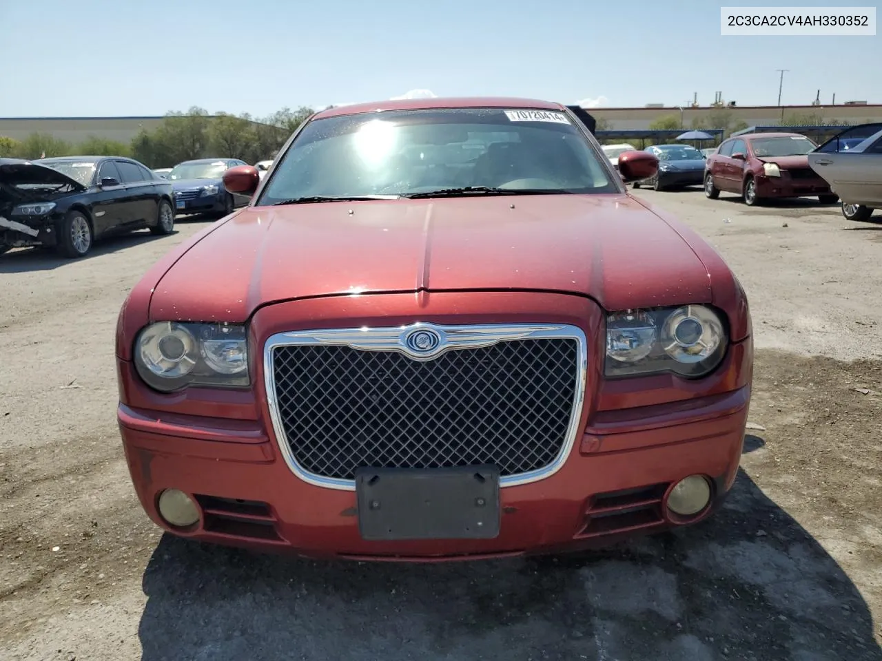 2010 Chrysler 300 S VIN: 2C3CA2CV4AH330352 Lot: 70720414