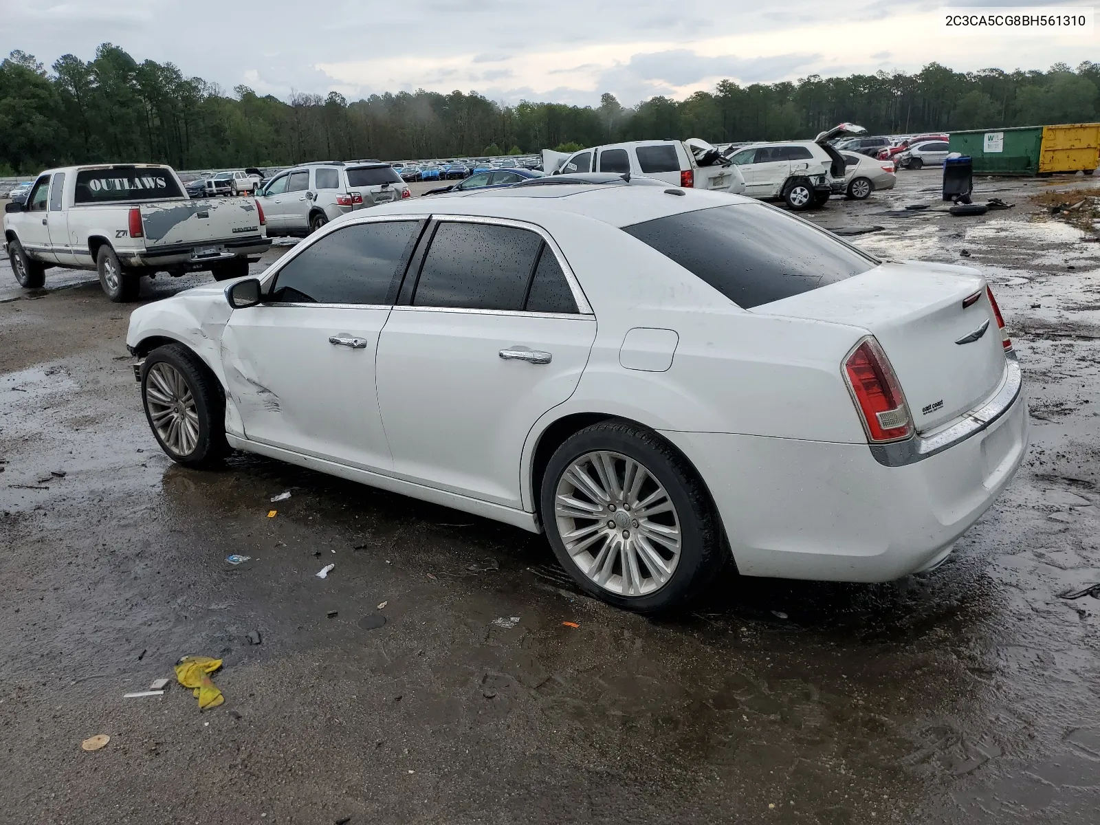 2C3CA5CG8BH561310 2011 Chrysler 300 Limited